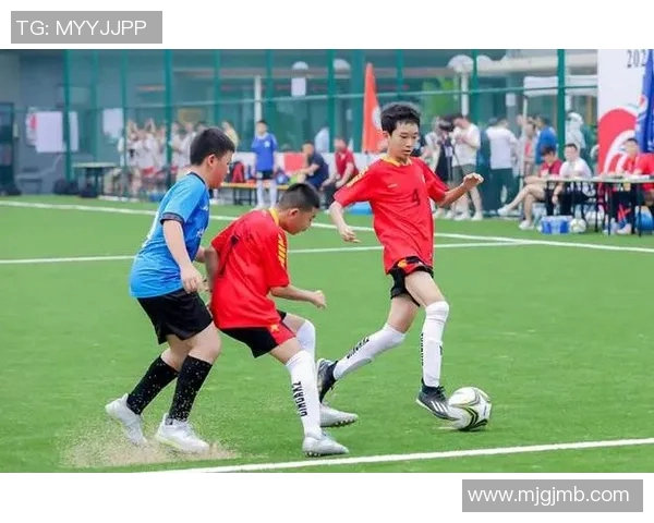 北京足球队在足球比赛经验排名中创下新高引发广泛关注与讨论