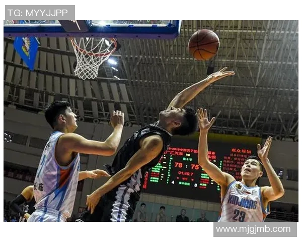 杭州篮球队盯防策略分析与比赛表现的得失总结 杭州篮球队盯防策略分析与比赛表现的得失总结